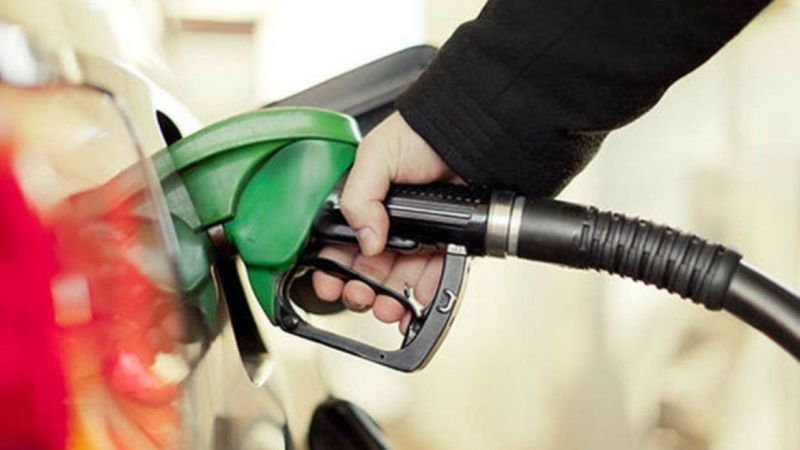 Akaryakıtta  bugün 31 Temmuz Pazartesi son fiyatlar: Benzin 36,64 TL, Motorin 35,92 TL ve LPG ise 14,26 TL'ye kadar çıktı