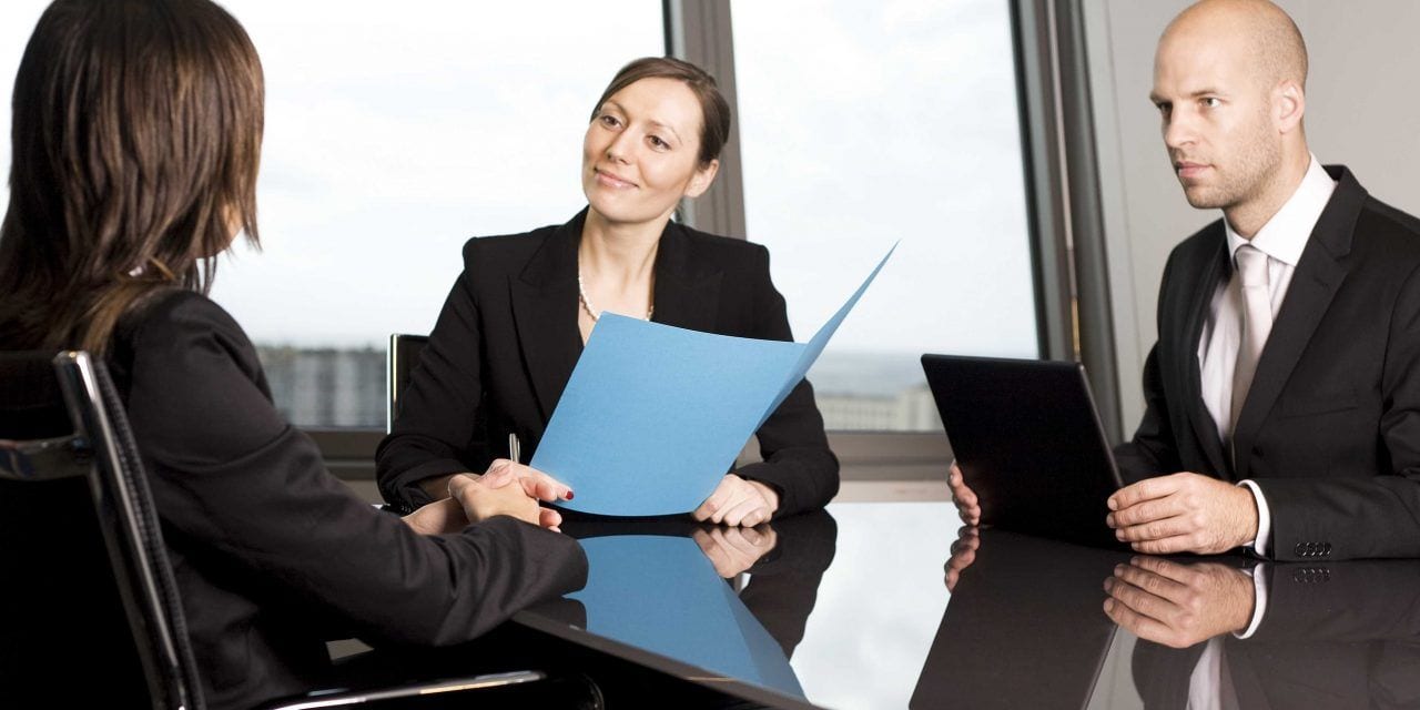 Uzun zamandır beklediğiniz iş için bir fırsat mı yakaladınız? İşte görüşmede fırsatı kazanca çevirecek tüyolar!
