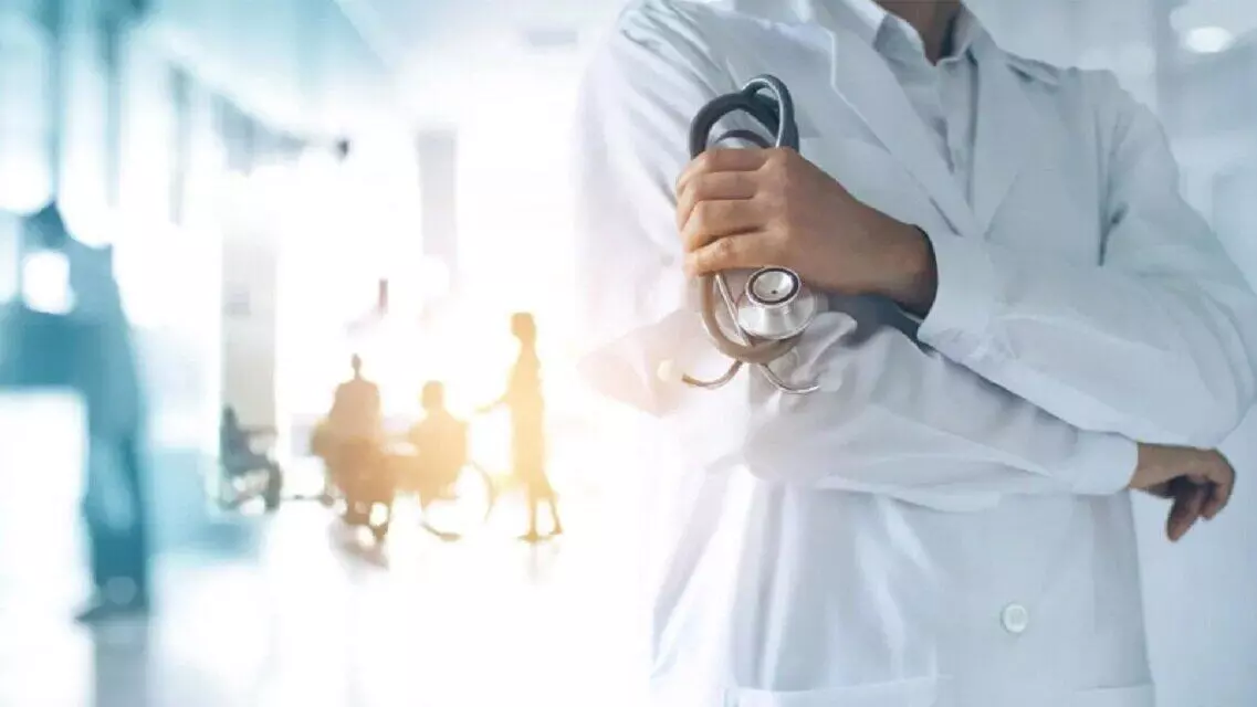 Aile Hekimi, Doktor, Hemşire, Ebe bugün hastanelerde HİÇ BİRİ YOK! GREV BUGÜN BAŞLADI 3 Ağustos'a kadar...