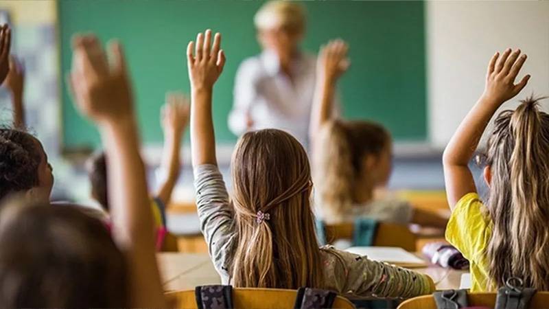 Okullarda yeni tehlike! Tüm öğretmenler ve müdürler bundan şikayetçi ama veliler dinlemiyor!