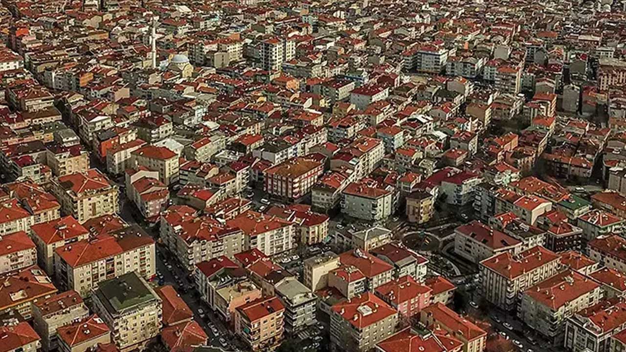 Yaşar Kemal mahallesindeki evler İzmir Büyükşehir Belediyesi tarafından satışa çıkarıldı: 103 Bin TL'si olan İzmirliler...