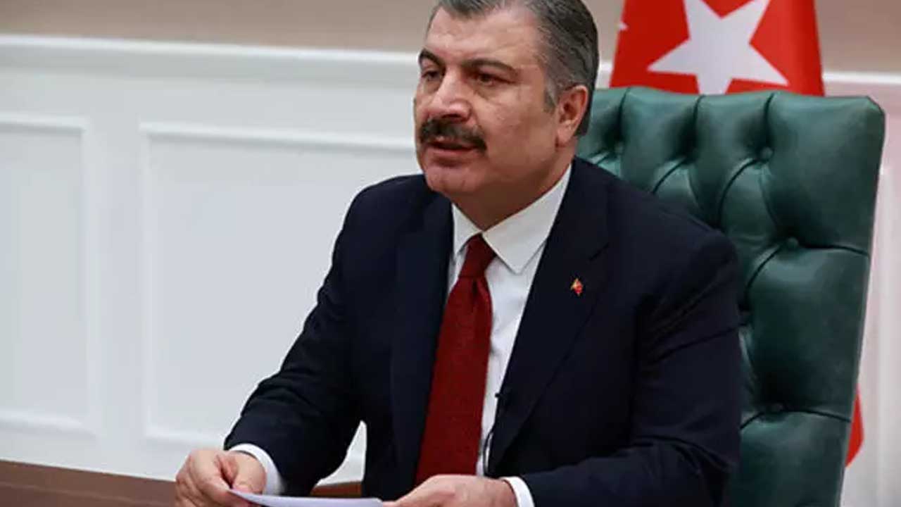 Bakan Koca bu hastalığa sahip kişileri uyardı!