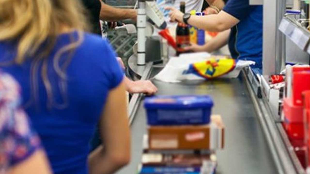 Market kasasında bu kodu söyleyenlere hediye verilecek: Duyuru yapıldı, binlerce kişi alabilecek!