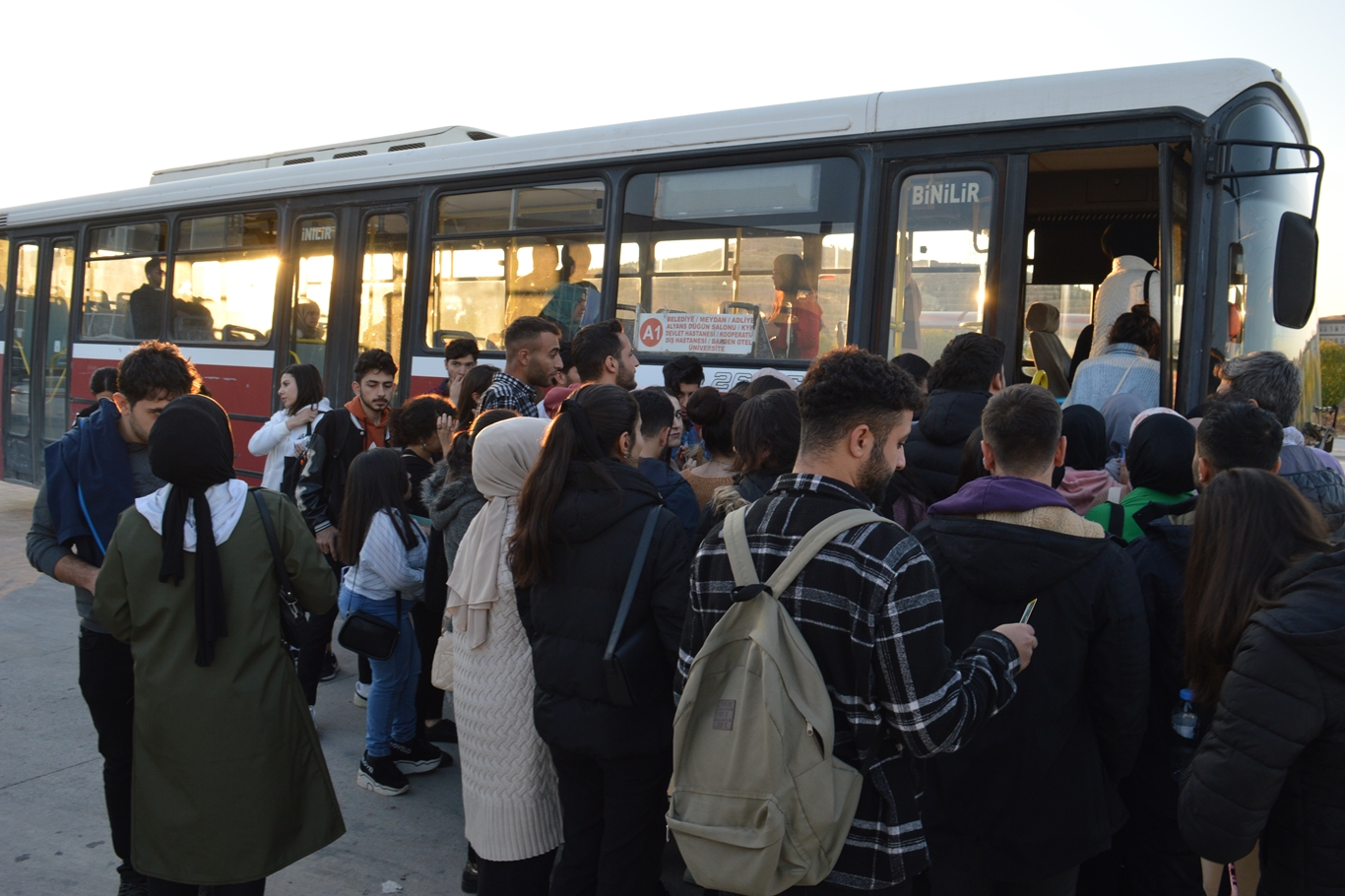 Toplu ulaşıma  bir zam da o ilden geldi! %57 oranında zam: 2-3 duraklık yolculuk 30 TL