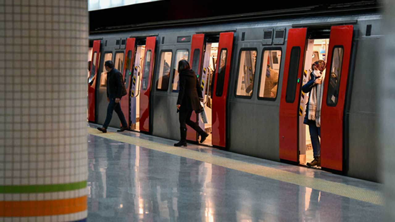 Ankaralılar için Metro açıklaması: Mansur Yavaş resmen duyurdu!