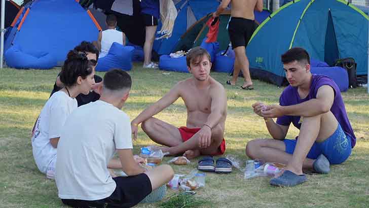 İzmir Büyükşehir Belediye Başkanı Tunç Soyer'den 18 ile 25 yaş arası tüm İzmirlilere ücretsiz tatil müjdesi!