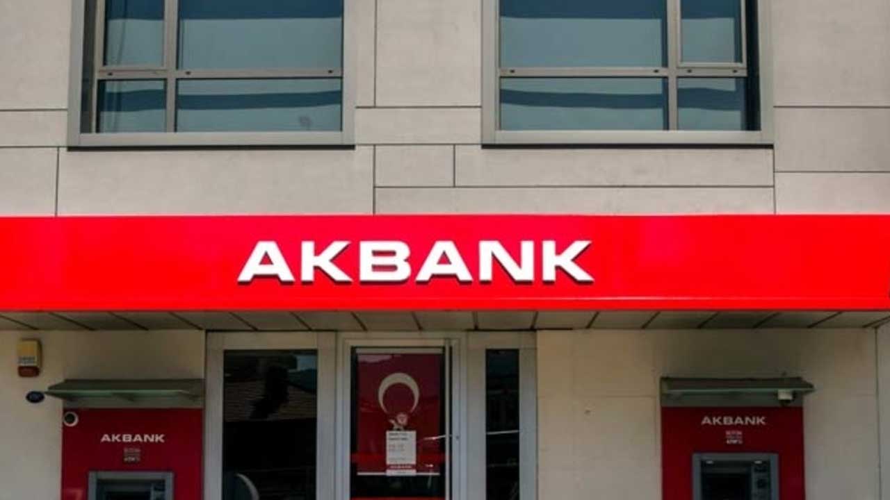 Bugün başladı, 300 TL değerinde hediye kartı verilecek: Akbank müşterisi olmayan herkese duyuruldu!