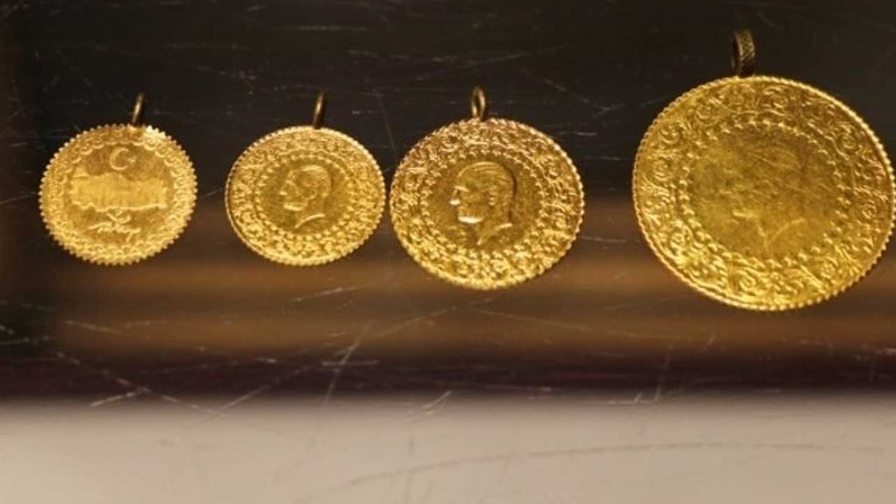 Altın bu sabaha bakın nasıl başladı! Gram ve çeyrek altın fiyatları…