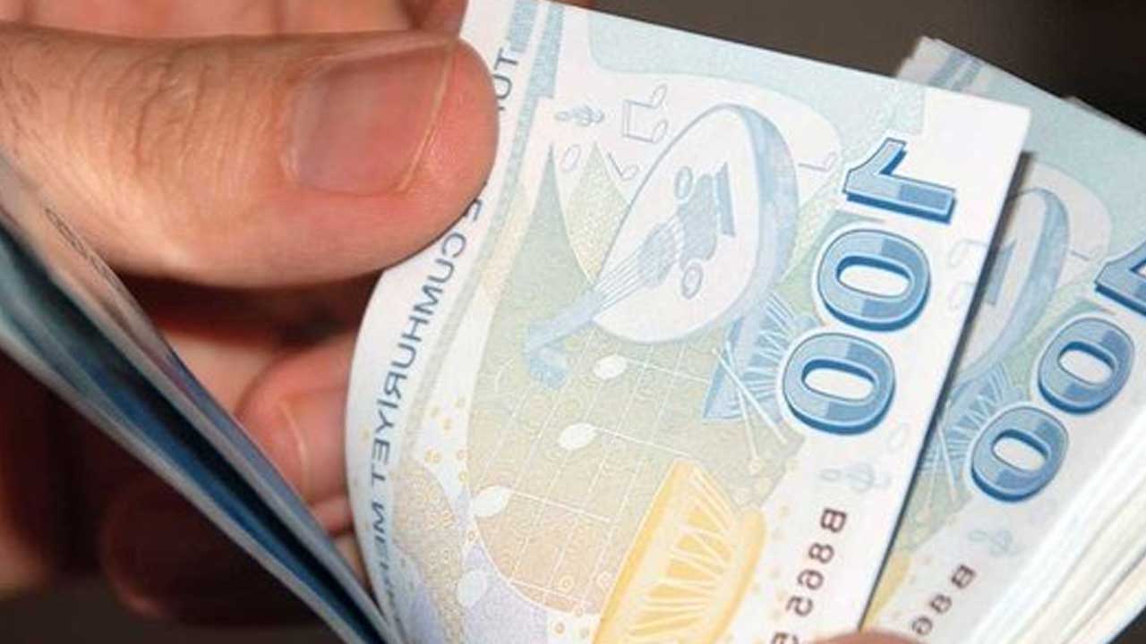 Bu gece yine zam geliyor: Binlerce vatandaş etkilenecek! Bu kez…