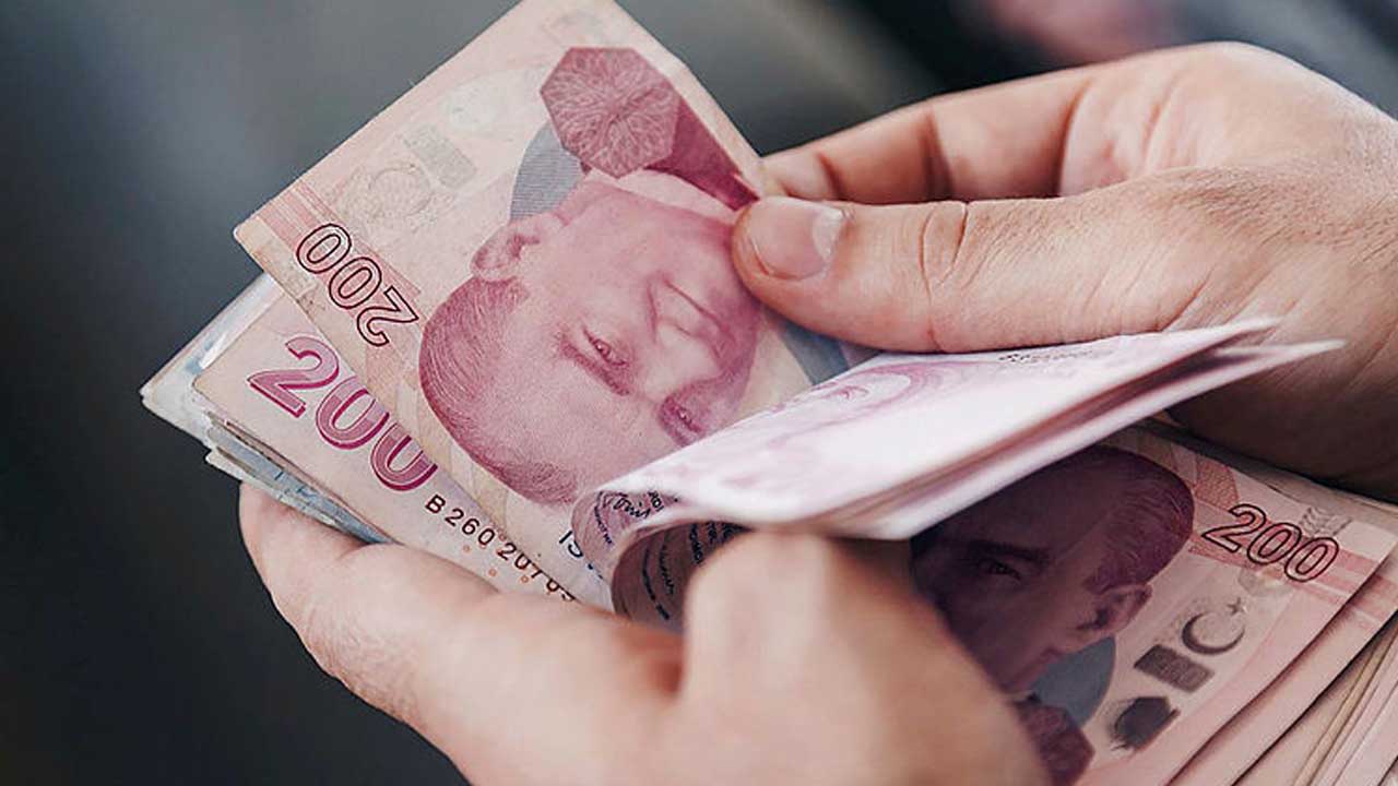 Akbank 100 Bin TL kredi verecek: Geri ödemesi 114 Bin 096 olacak!