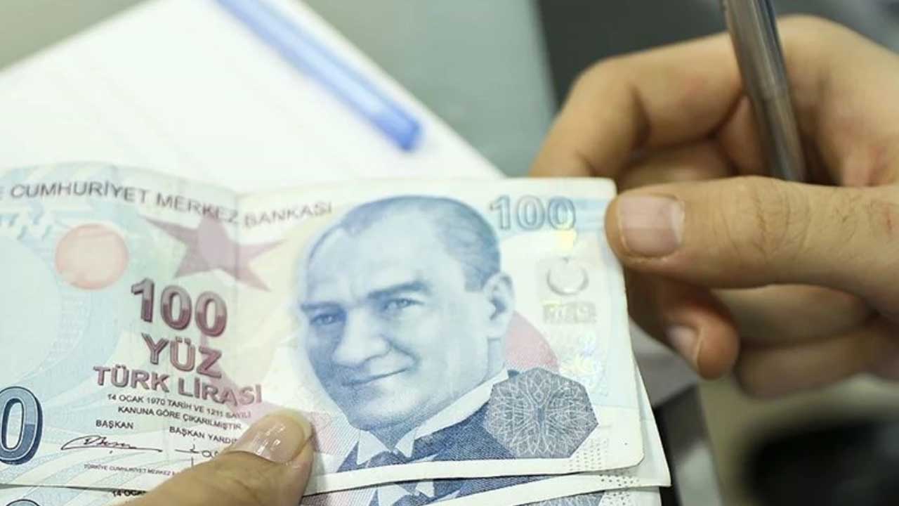 Üniversiteye yerleşenler: KYK burs ve yurt ödemeleri için Ziraat Bankası’na…