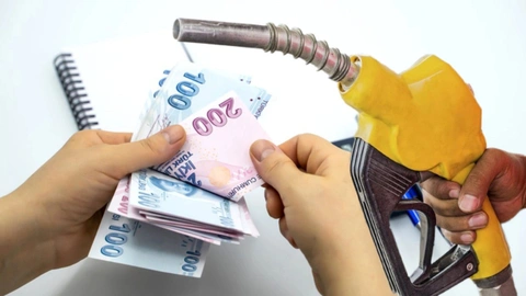 Kontak çevirmek 50 TL! ZAM GECE YARISI GELDİ: İstasyona aracını yanaştıranlar şokta: Git gel yapmak 500 TL'yi buluyor!