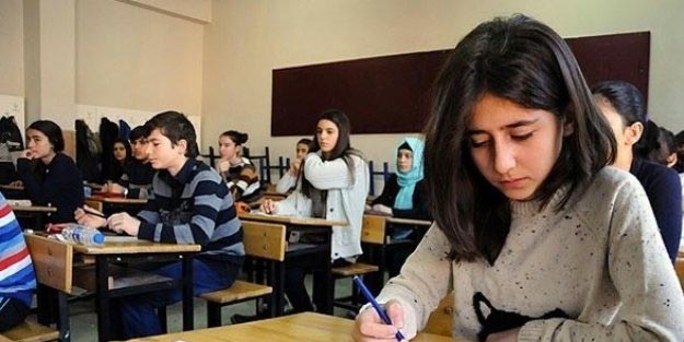 Okulların açılmasına son 15 gün kala MEB'den tüm veli ve Lise 1,2,3 ve 4. Sınıf öğrencilerine uyarı geldi! Bu hatayı yapmayın!