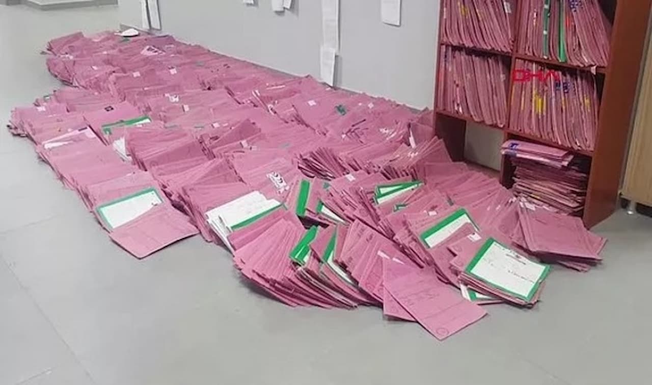 Ekonomik Enkazın Faturasını Dar Gelirli Ödüyor: İcralık Olanların Sayısı Artıyor