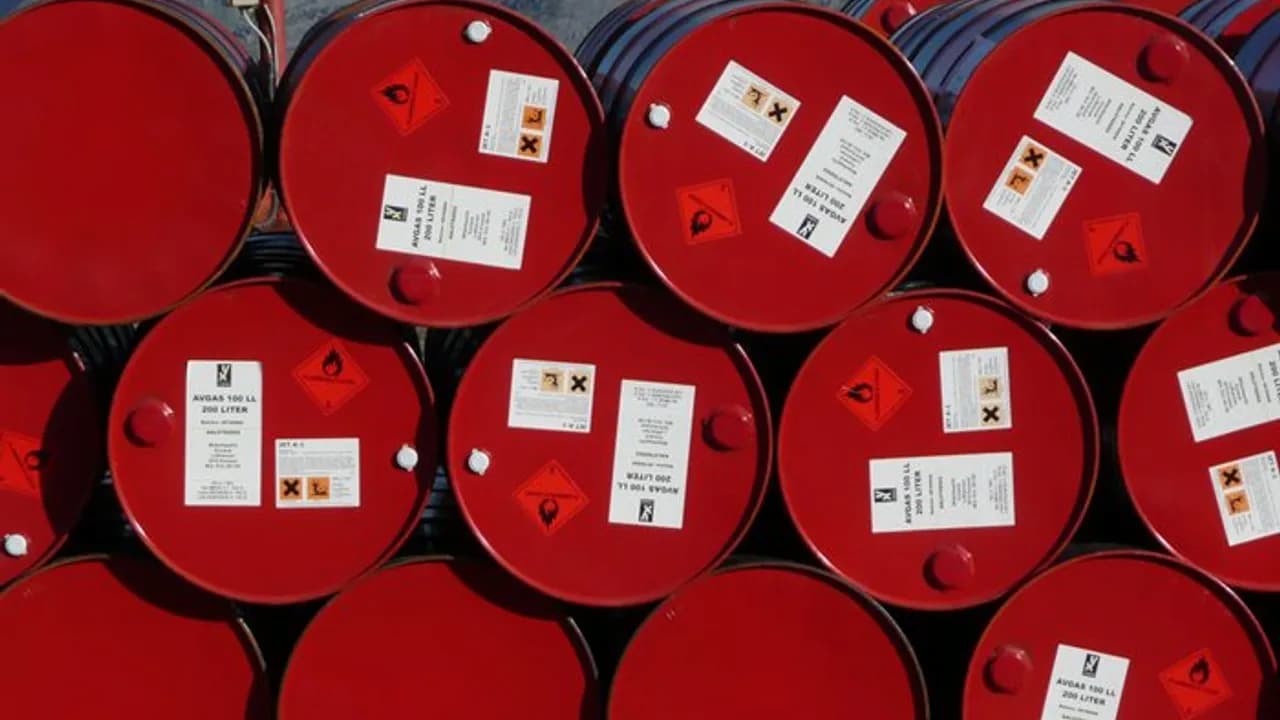 Petrol fiyatları sert düşüyor! İkinci indirim bugün geldi