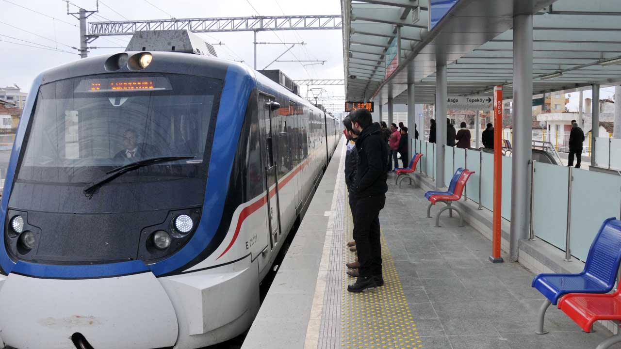 1 Eylül’de İzmir’de Fuar açılıyor: İZBAN ile gidecek olanlara duyuru yapıldı! 10 Gün boyunca…