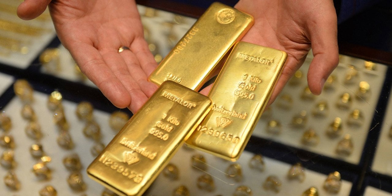 Altın piyasasındaki hareketlilik dikkatlerden kaçmıyor! Uzmanından açıklamalarla…