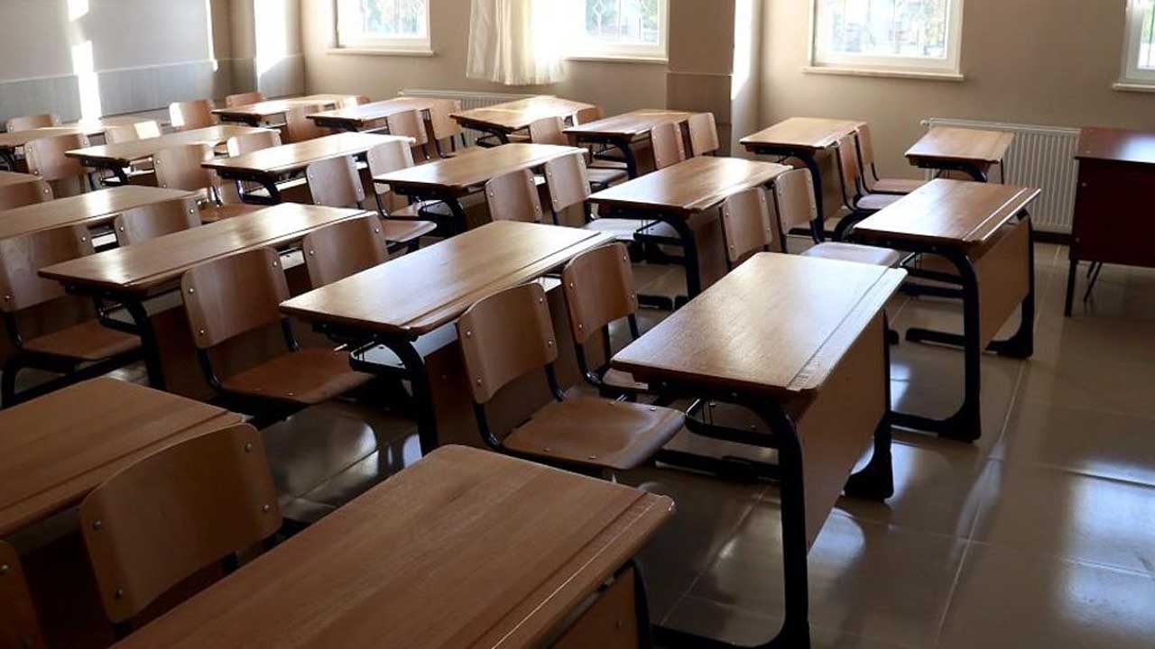Birinci dönem ne zaman başlayacak? Yaz tatili uzatıldı mı? MEB açıkladı, okullar için açılma ve kapanma tarihleri…