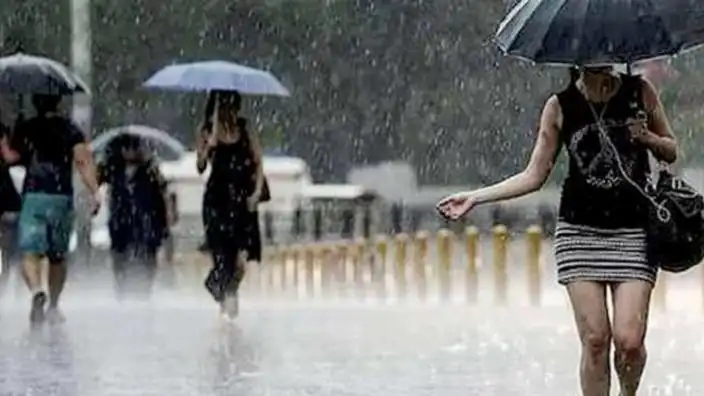 Türkiye SAĞANAĞA TUTULDU! 81 ilin 44'ünde şiddetli sağanak yağış var: İstanbul, İzmir başta, Kayseri, Sivas, Ordu, Kars!