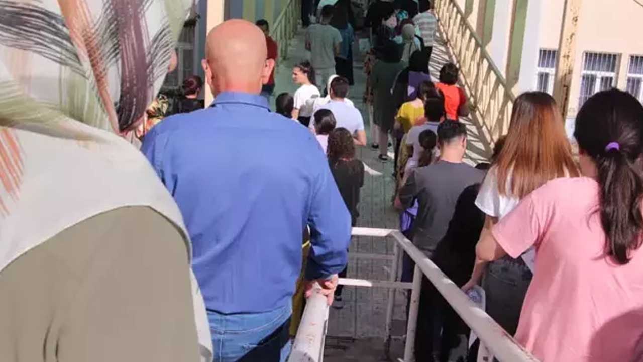 T.C. kimlikler ile ilgili duyuru: Ankara’da 3 Eylül tarihinde,  07.00-10.00 saatleri arasında…