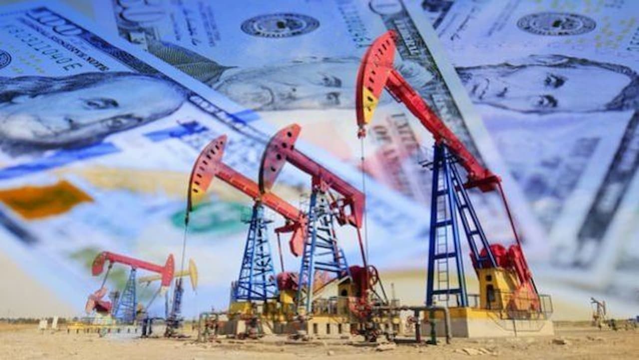 Petrol Fiyatları, ABD Stoklarının Büyük Düşüşünü Takiben Arttı