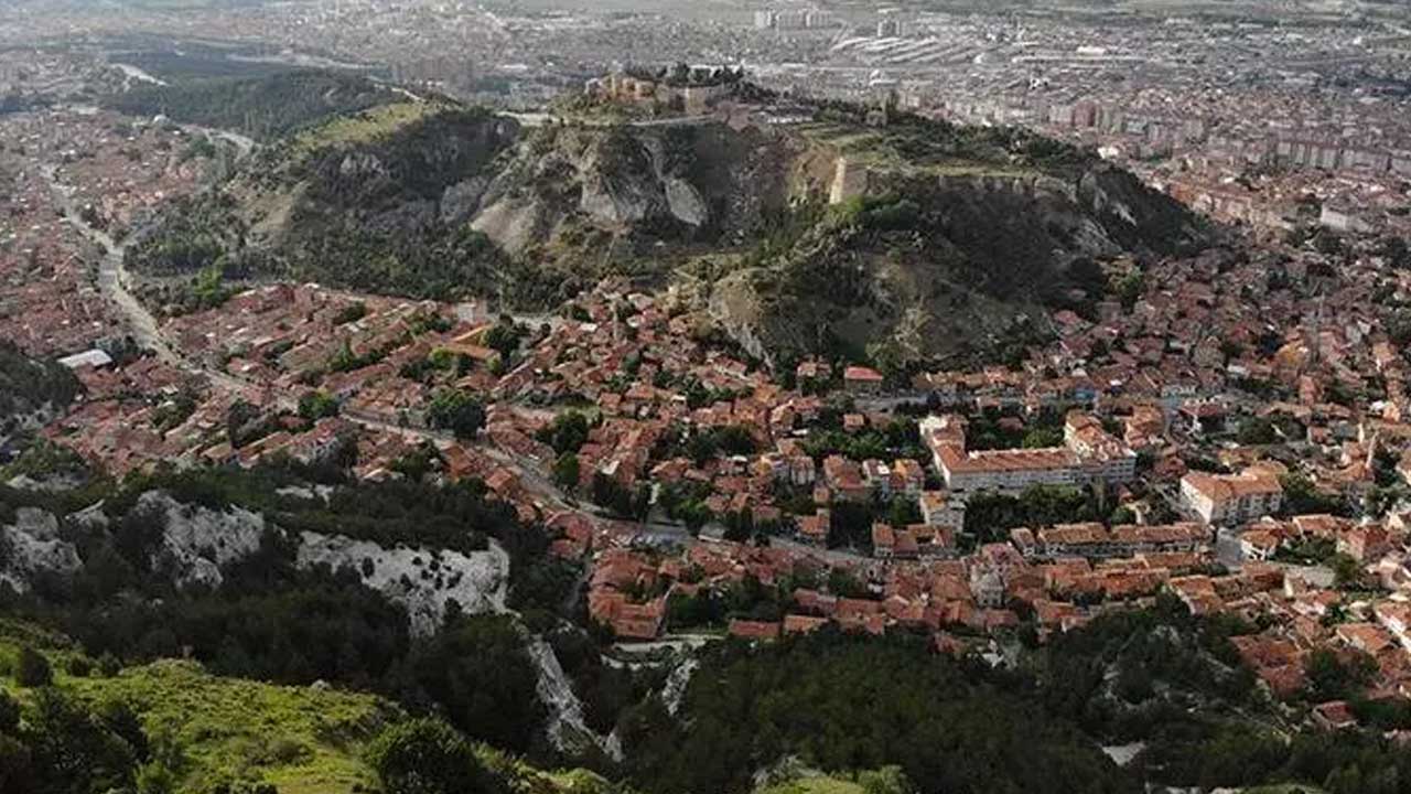 Ege Bölgesi’ndeki illere uyarı geldi: Valilikler peş peşe açıkladı! Saat 13.00-21.00 arasında…