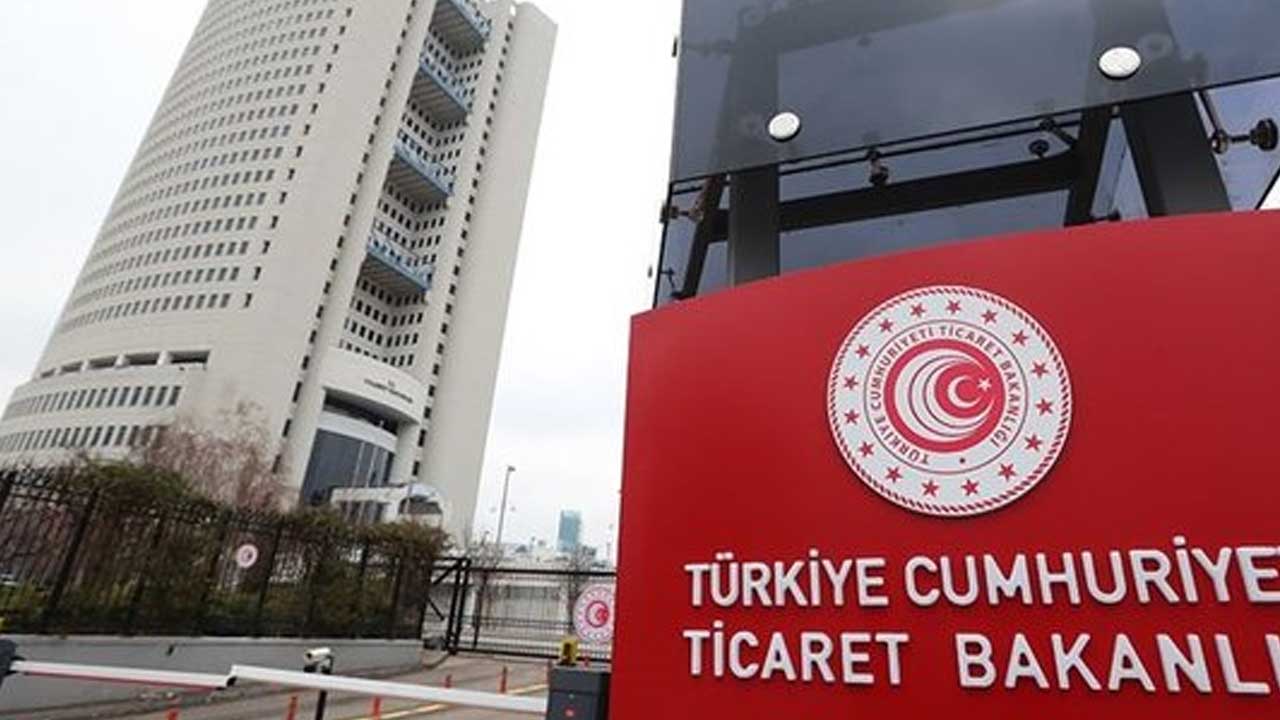 Kozmetik ürünleri ile ilgili flaş açıklama: Bakanlık duyurdu!