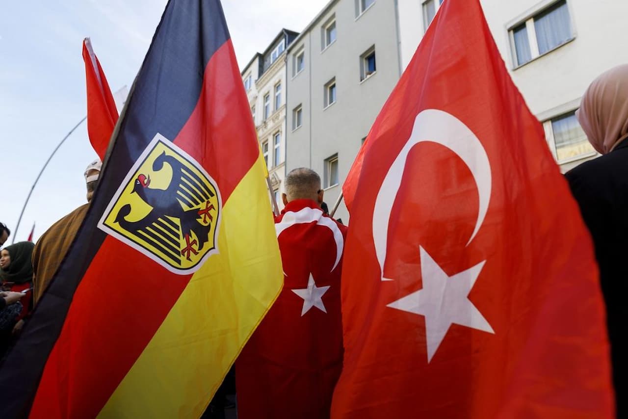 Türkler Avrupa’ya Neden Kaçıyor? Can Atalay Ne Zaman Tahliye Olacak?