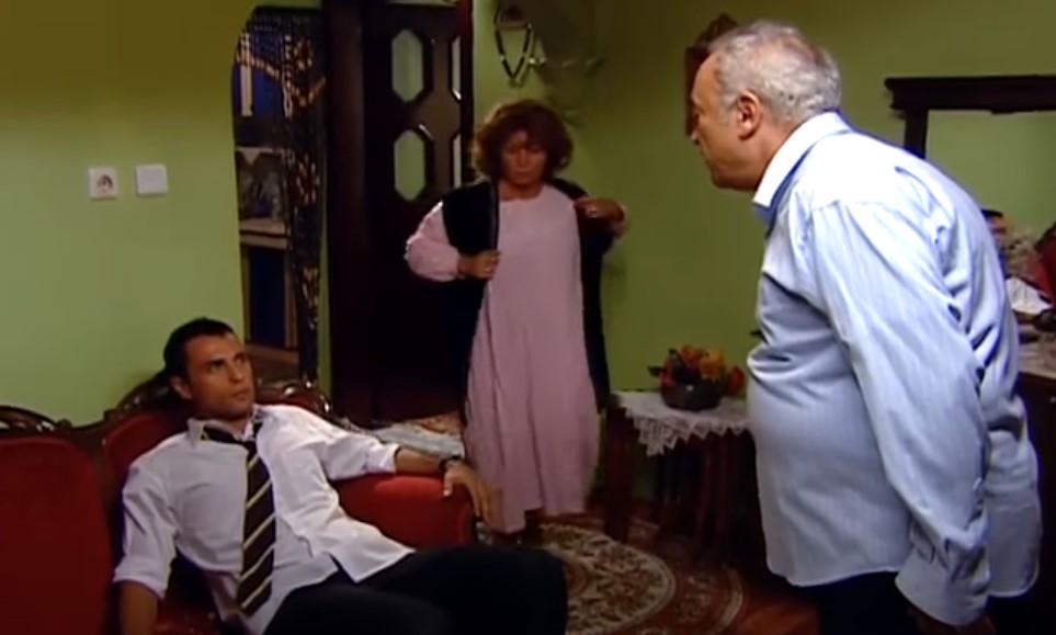 Arka Sıradakiler’de oynamıştı: Ünlü oyuncu hayatını kaybetti!