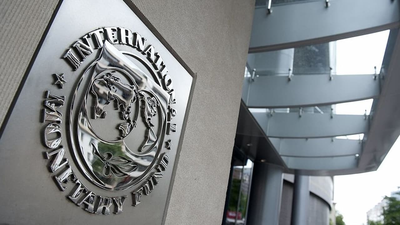 Türkiye Ekonomisinde Neler Oluyor? Orta Vadeli Program IMF’ye Gidişin İşareti mi?