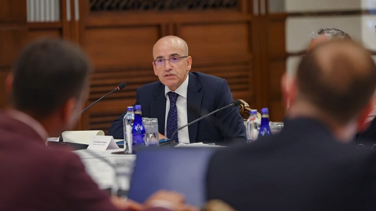 Şimşek’in maaş zammı sözüne ekonomistlerden tepki