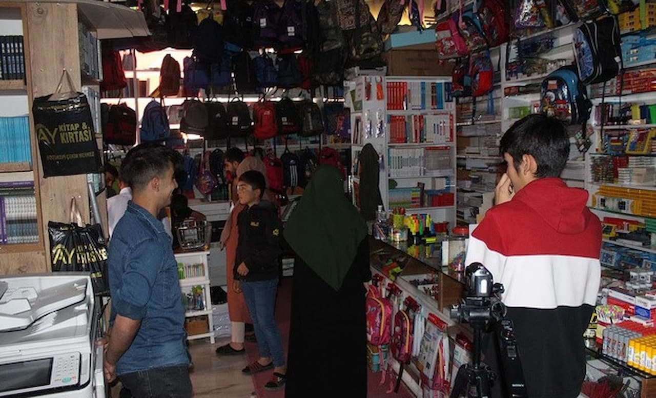 Okul Alışverişi Aileleri Zor Durumda Bırakıyor