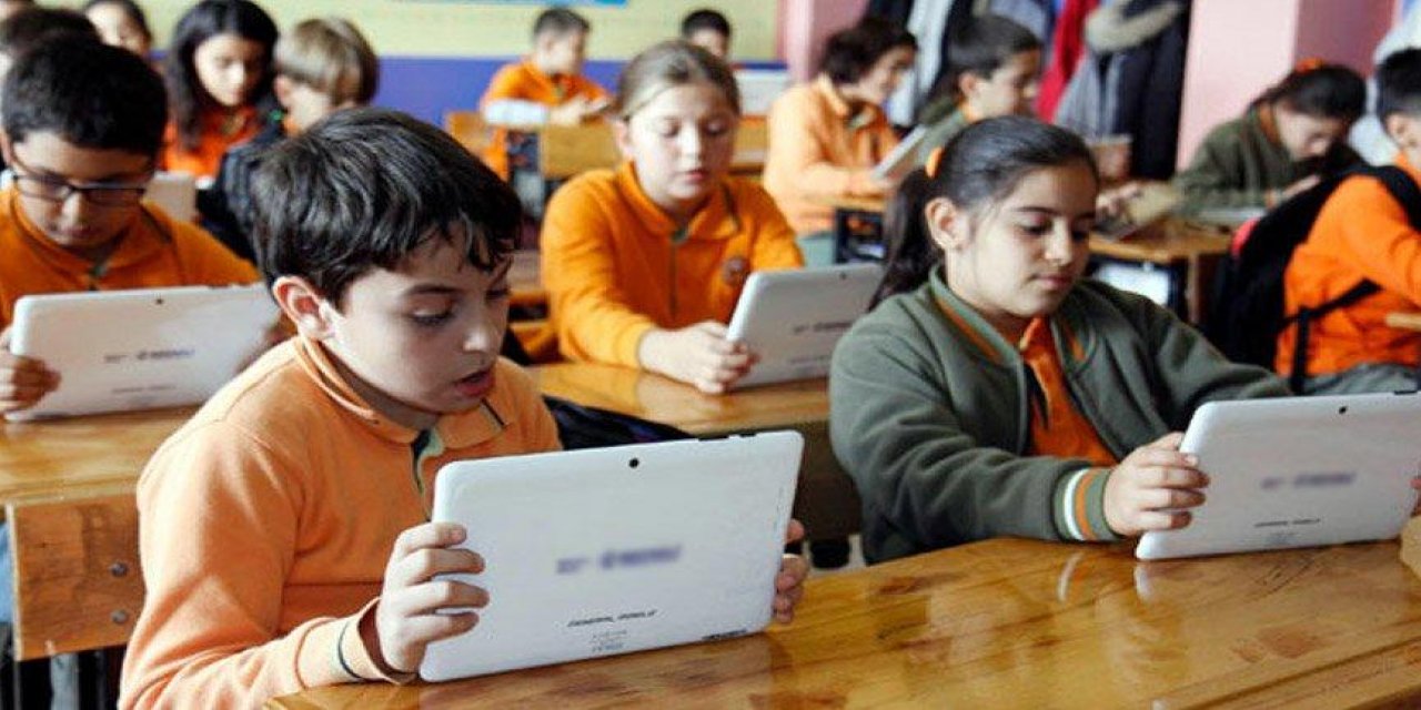 1. Sınıftan 12. Sınıfa kadar giden çocuklarına tablet dağıtımı müjdesi! İşte tüm detaylar…