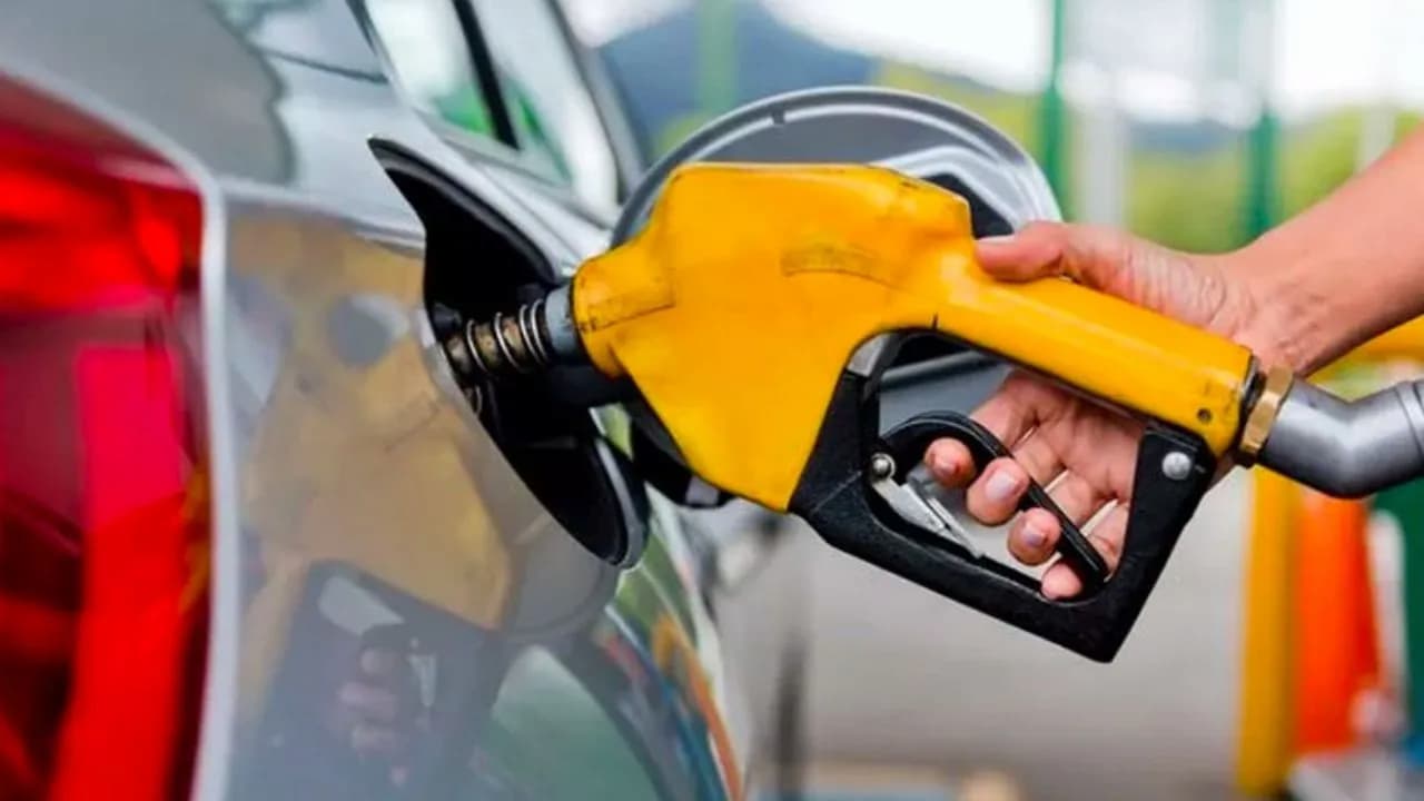 Akaryakıta görülmemiş zamlar geliyor! Petrol 10 ayın en yüksek rekorunu kırdı
