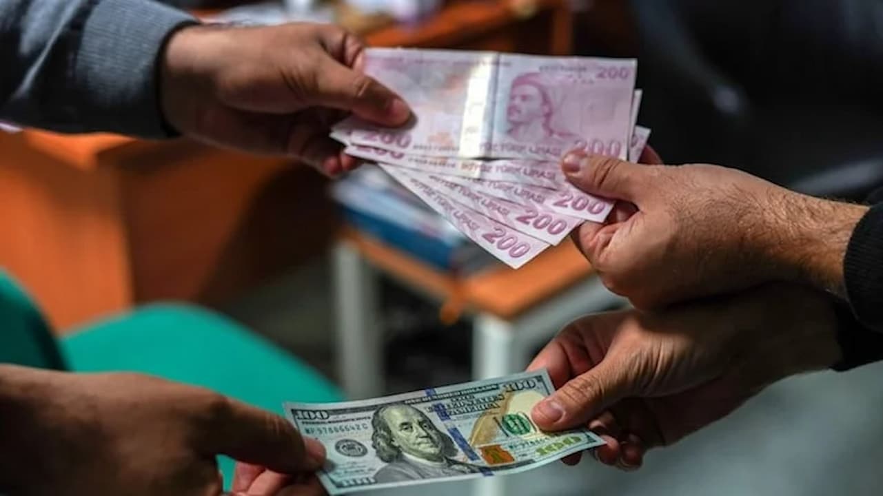 Dolardaki Sürekli Yükseliş: Yatırım Dünyasında Yeni Bir Trendin İşareti mi?