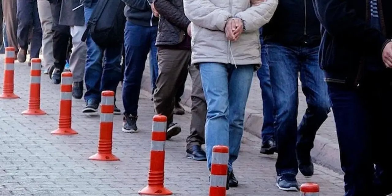 İzmir Merkezli Bahis Operasyonunda 38 Kişi Tutuklandı: Derinlemesine İnceleme