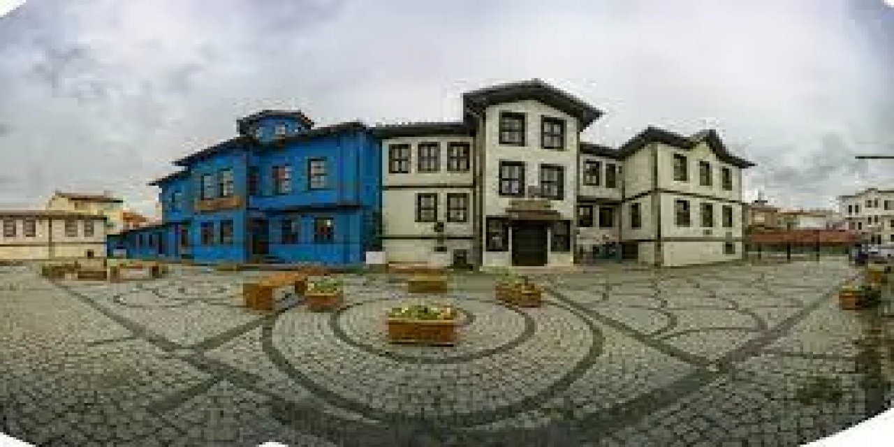 Eskişehir'in Kalbindeki Tarihi Mekanlar Turizme Açılıyor: Büyükşehir Belediyesi'nden Özel İhale Duyurusu
