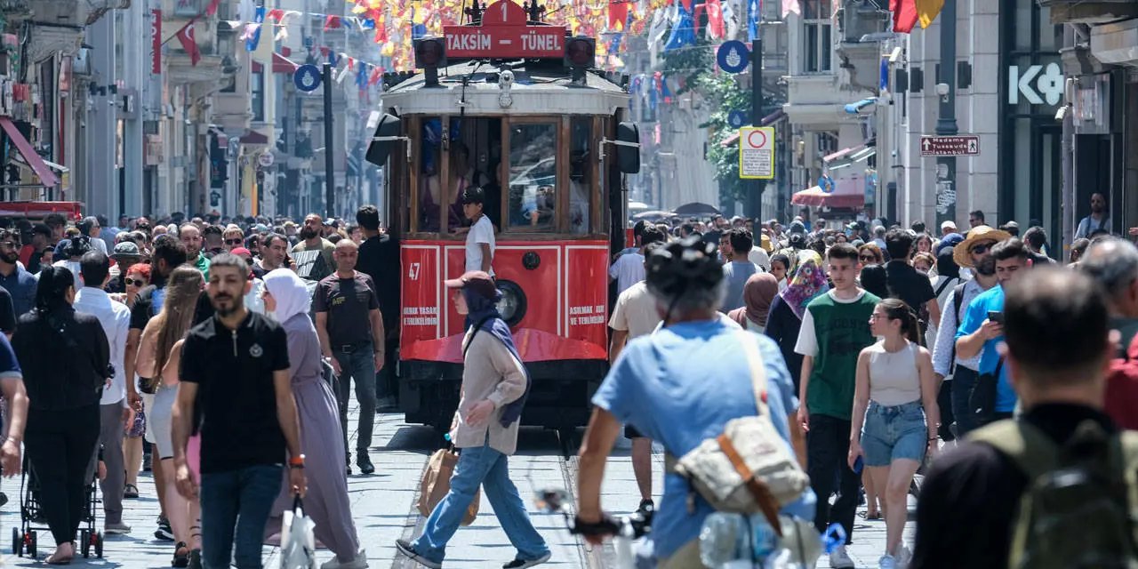İstanbul'da Yaşam Maliyeti Gökyüzüne Ulaştı: Aylık 47 Bin Lira Sınırını Aştı!