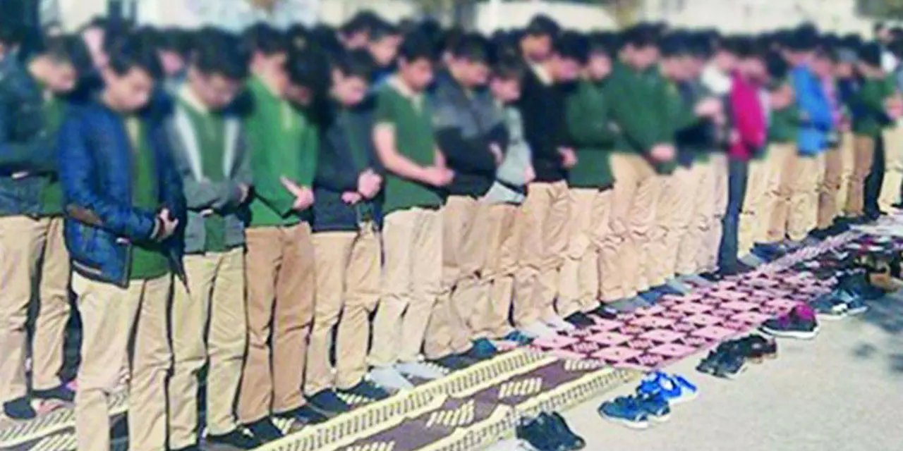 İstanbul'da Eğitimde Dini Uygulamaların Artışı: Ataşehir İlçesi'nde Cuma Namazı Düzenlemesi Tartışmaları