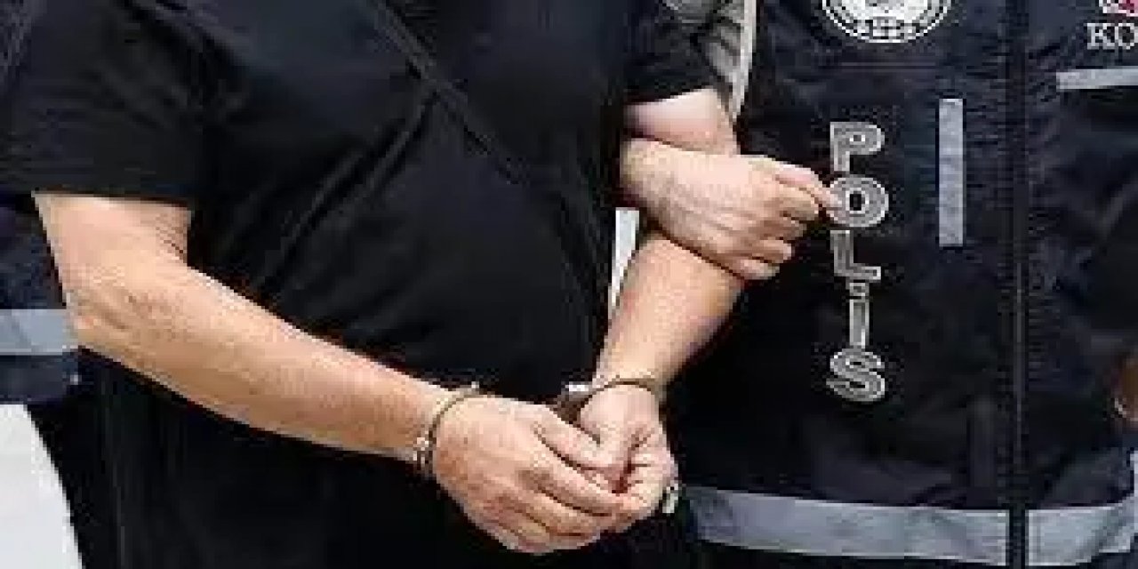 Manyas'ta Kaçak FETÖ Üyelerine Operasyon: İki Firari Yakalandı ve Cezaevine Gönderildi.