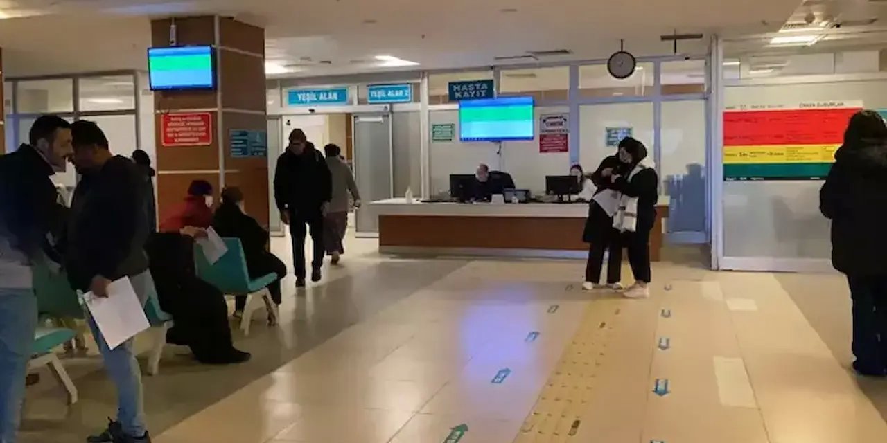 Şükrüpaşa Mahallesi'nde Öğrencilere Börek Şoku: Sağlık Savaşı ve Toplumun Seferberliği