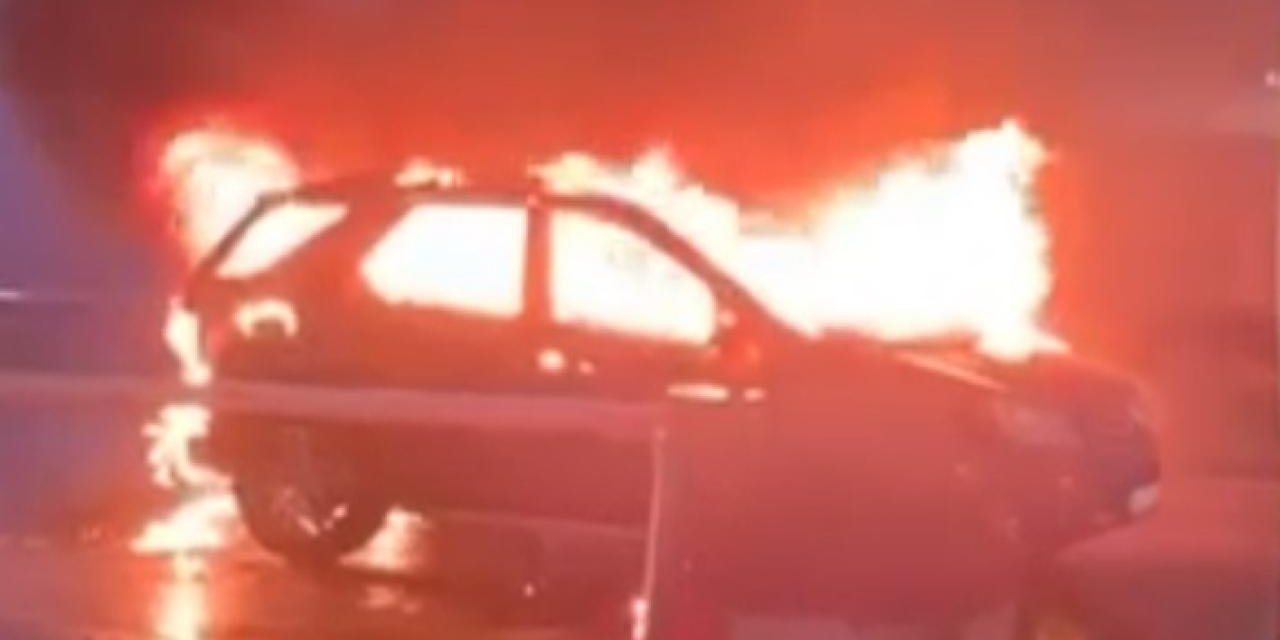 Etiler'deki Gizemli Araç Yangını: Soruşturma Derinleşiyor