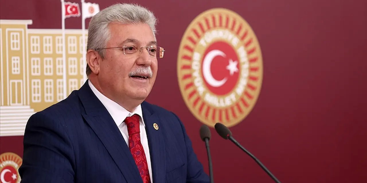 2024'e girerken hem memurların hem de emeklilerin hayat standartlarının iyileştirilmesi hedefleniyor!