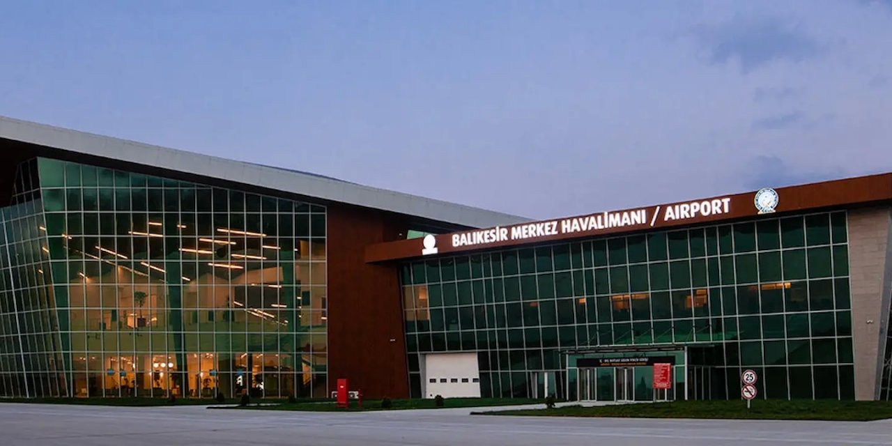 Uçak İnmeyen Havalimanına Milyonlarca Liralık Onarım