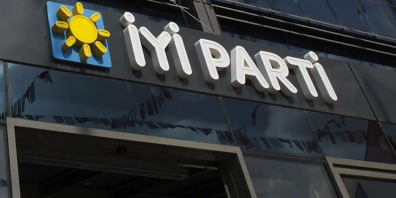 İYİ Parti'de Yönetim Değişiklikleri: İstifalar ve Yeni Atamalar Gündemde