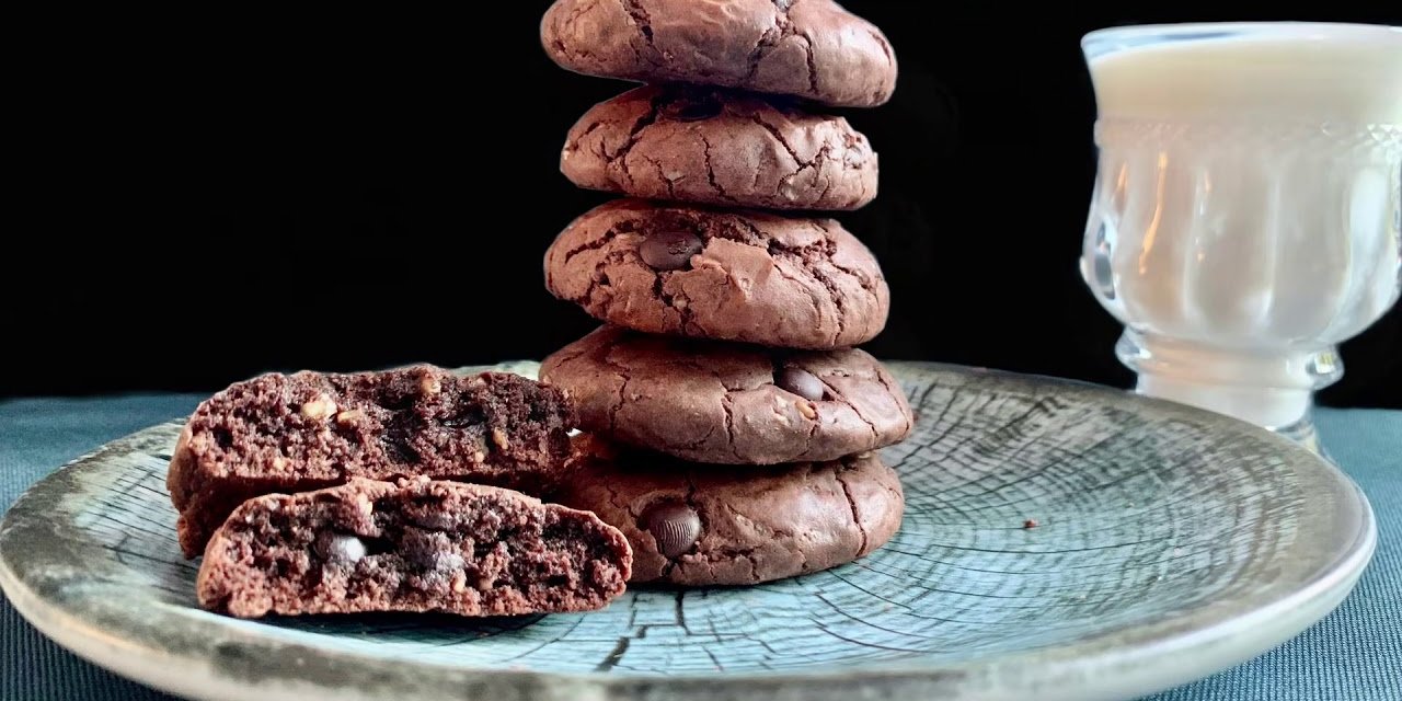 Enfes Bitter Brownie Kurabiye Tarifi: Çikolata Tutkunlarına Özel
