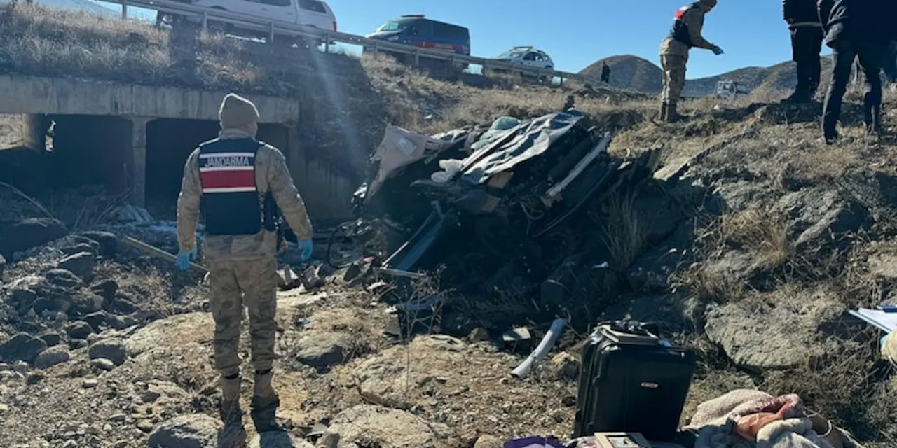 Erzurum Oltu'da Trajik Kaza: Üç Kişilik Aile Hayatını Kaybetti