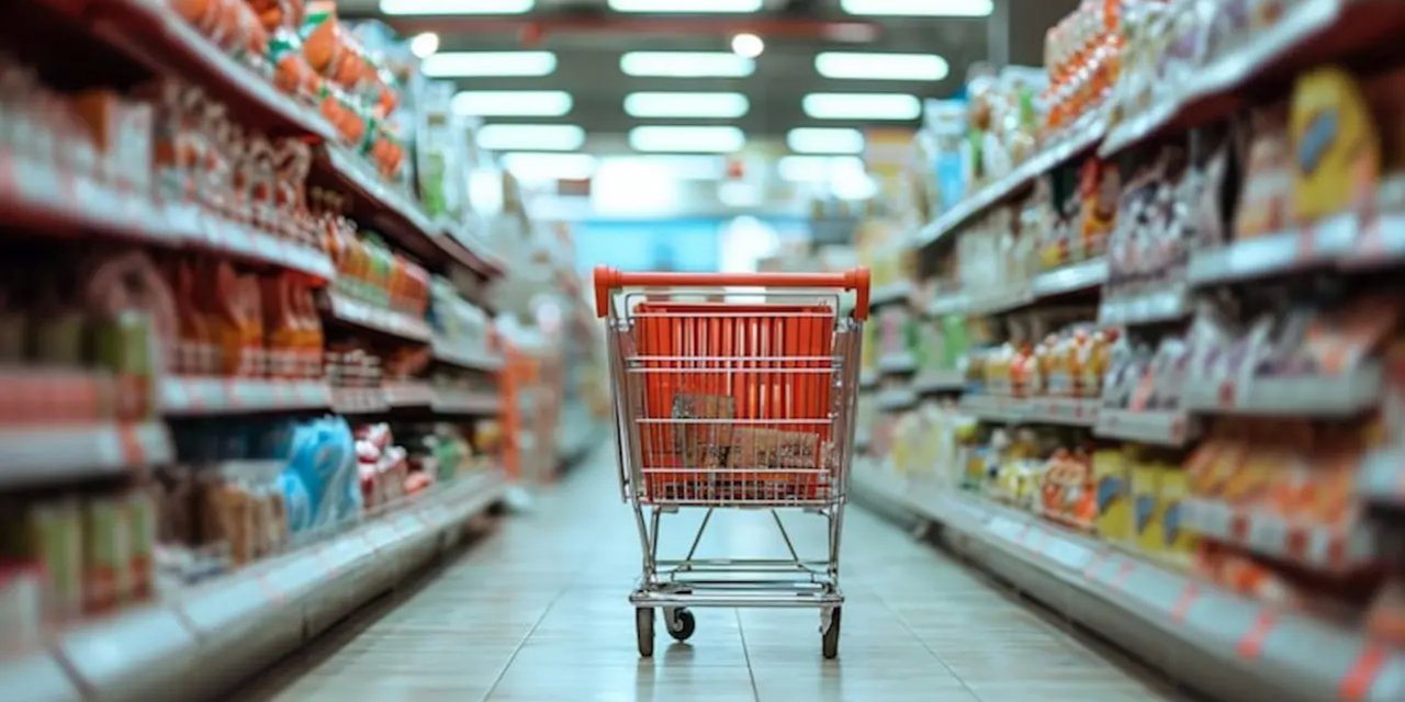 Carrefour'un PepsiCo Ürünlerini Raflardan Çekme Kararı: Fiyat Artışları ve Tüketici Tepkileri