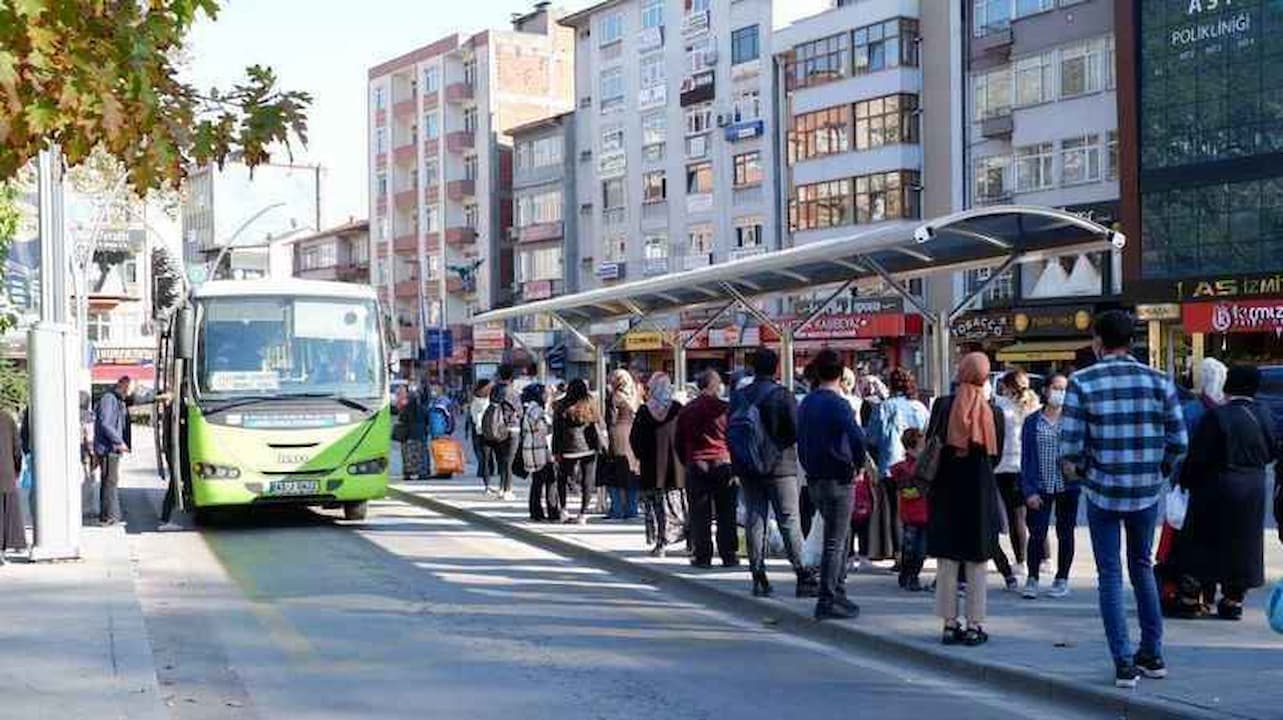 Özel Halk Otobüsü Şoförüne Acımasız Saldırı: Serkan Aslan hayatını kaybetti!
