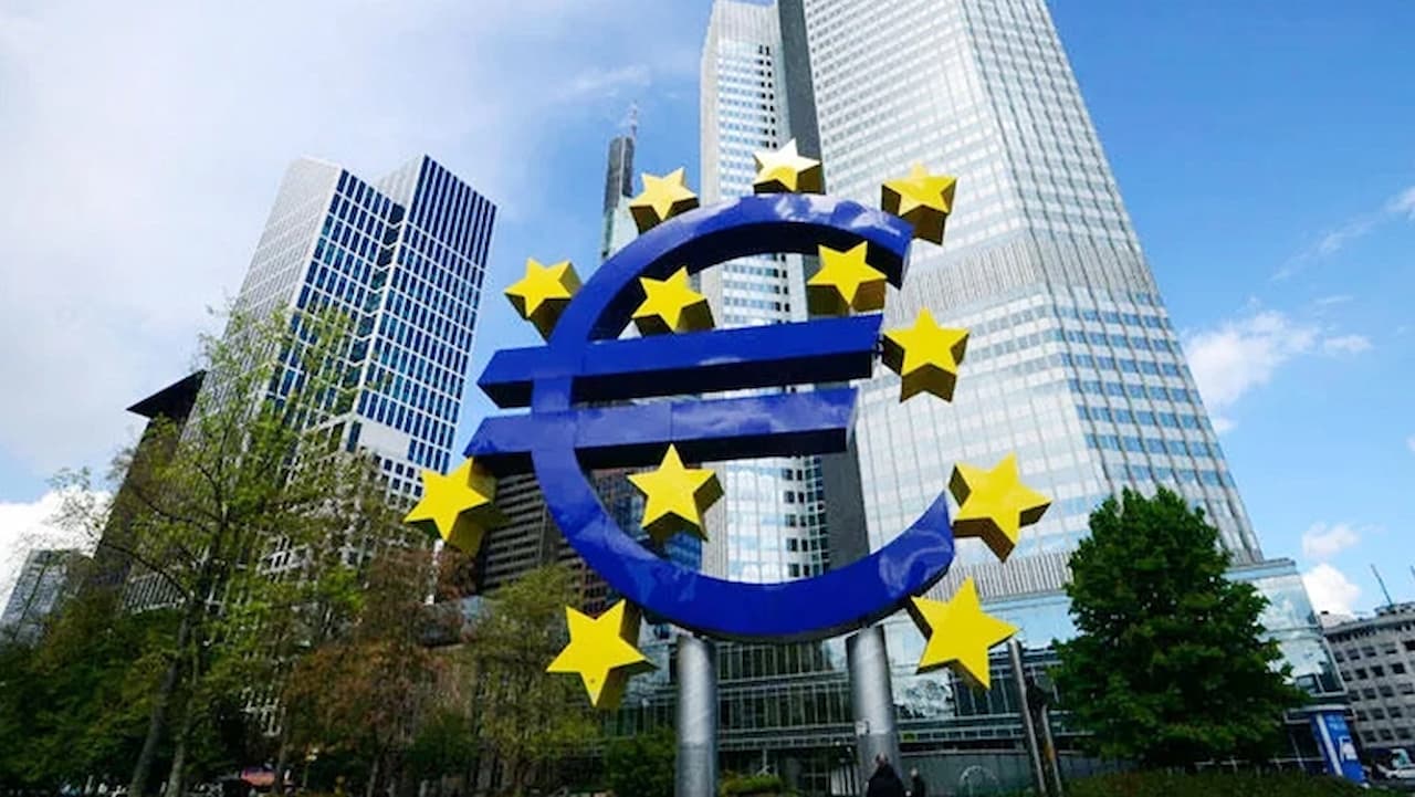 Avrupa Merkez Bankası'ndan Beklenen Faiz İndirimi: 2024'ün İkinci Çeyreğinde Neler Olacak?